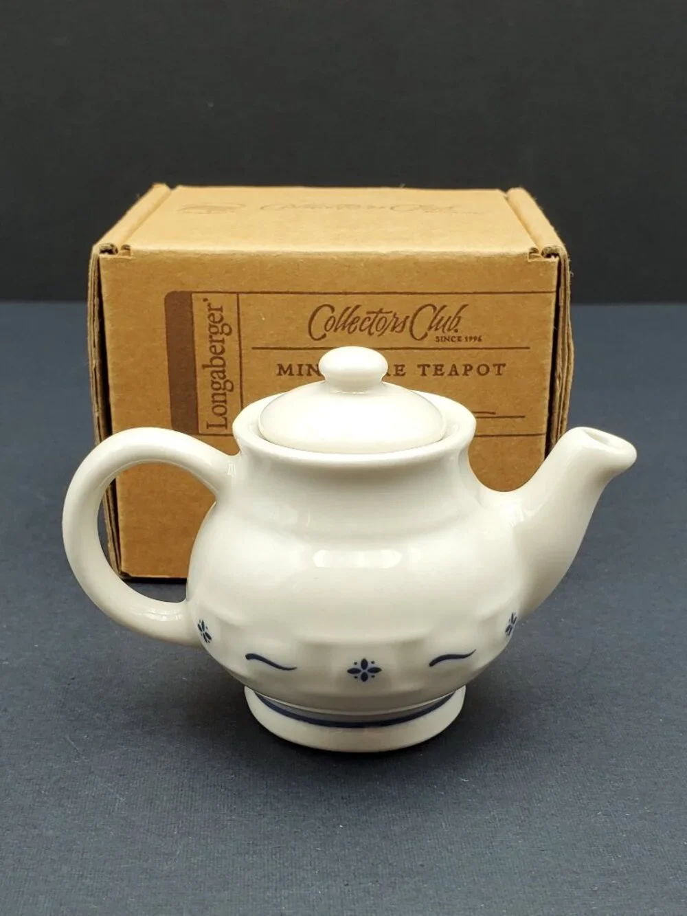 Longaberger Collectors Club Miniature Teapot Woven Traditions Classic Blue Mini